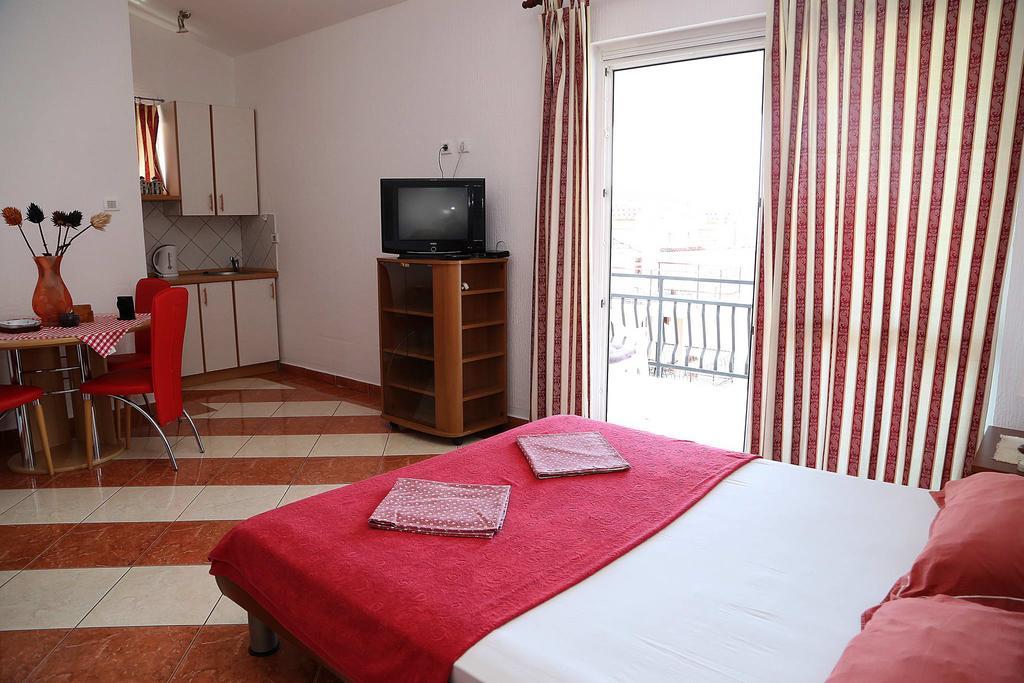 Apartments Stevo Nikocevic Бар Екстер'єр фото
