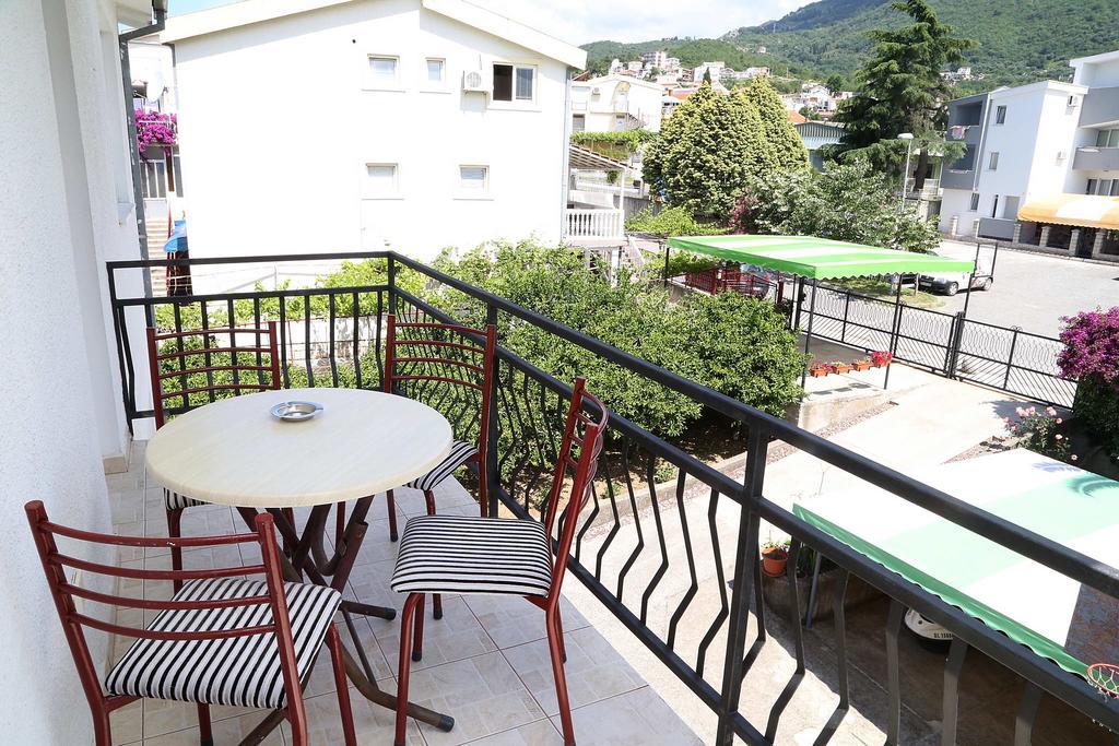 Apartments Stevo Nikocevic Бар Екстер'єр фото
