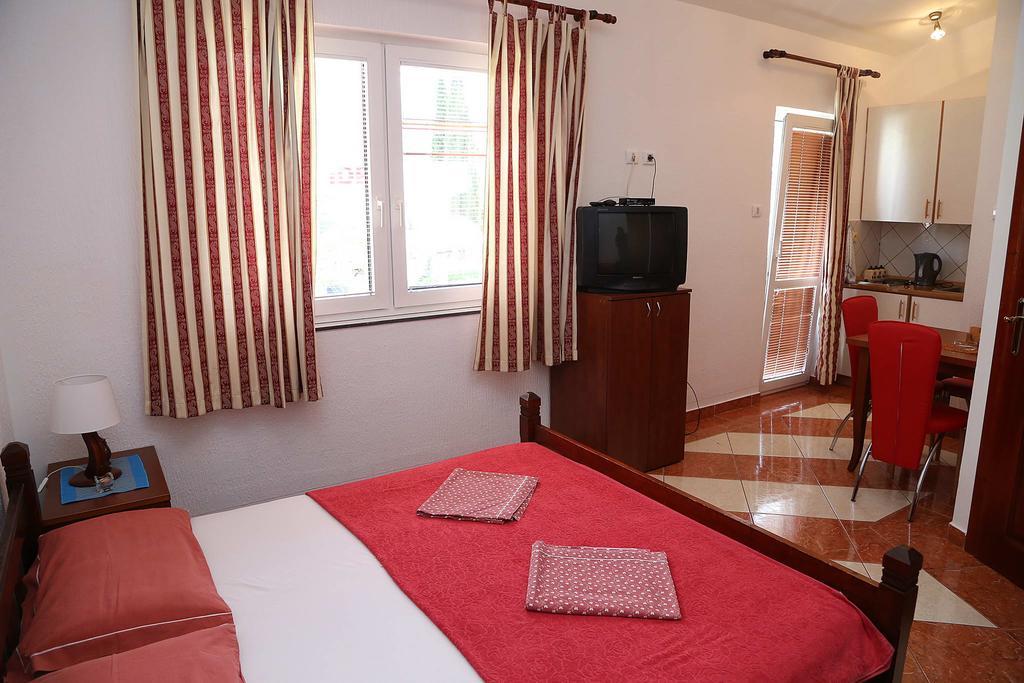 Apartments Stevo Nikocevic Бар Екстер'єр фото