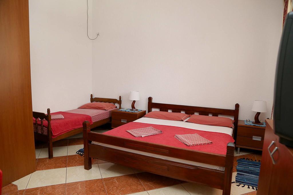 Apartments Stevo Nikocevic Бар Екстер'єр фото